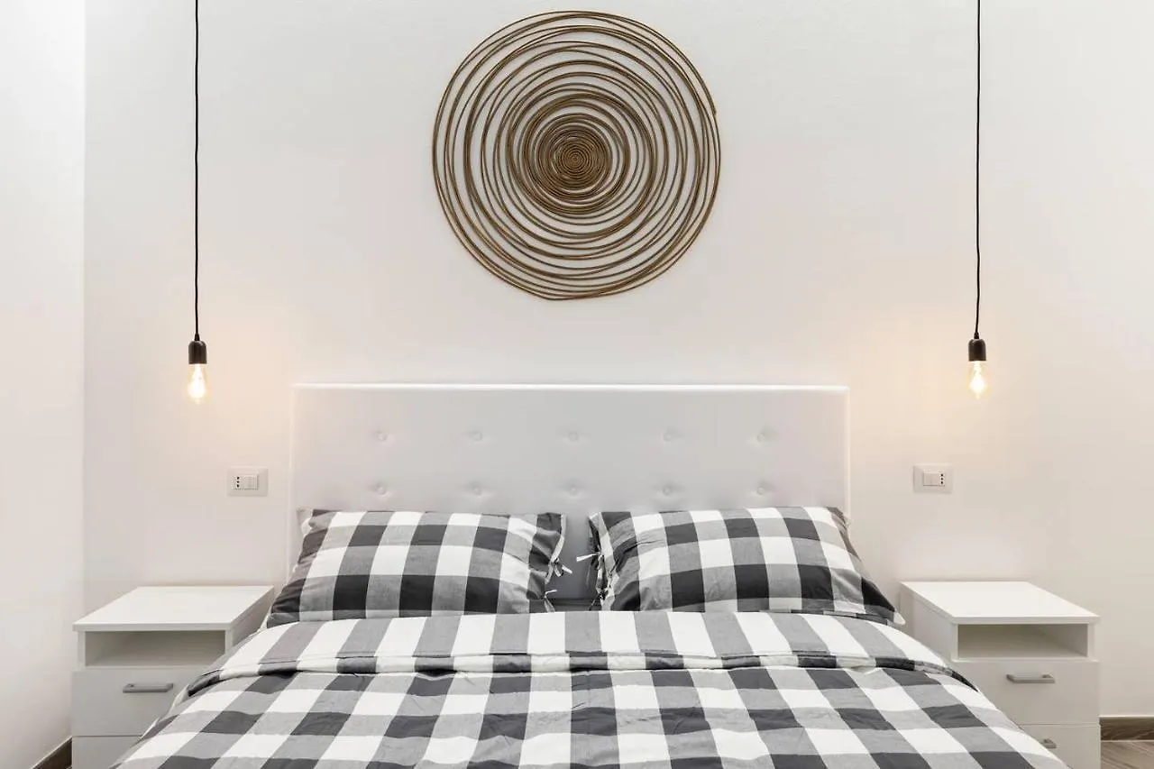 Modern And New Flat In Duomo Area Apartment Milan 0*,  Italy